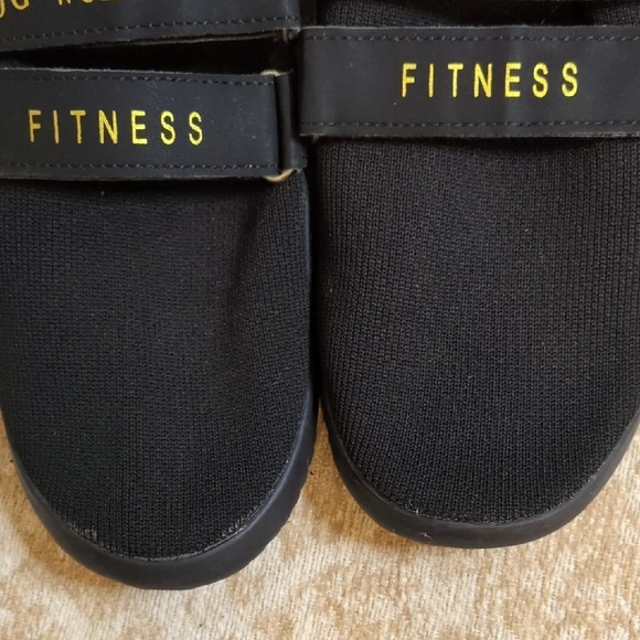 JG Wolves Black and Gold weightlifting shoes size 42 (9 men) - Picture 9 of 10